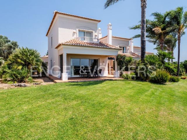 à venda Mansão de 157 m2, Estômbar e Parchal, Lagoa, Faro
