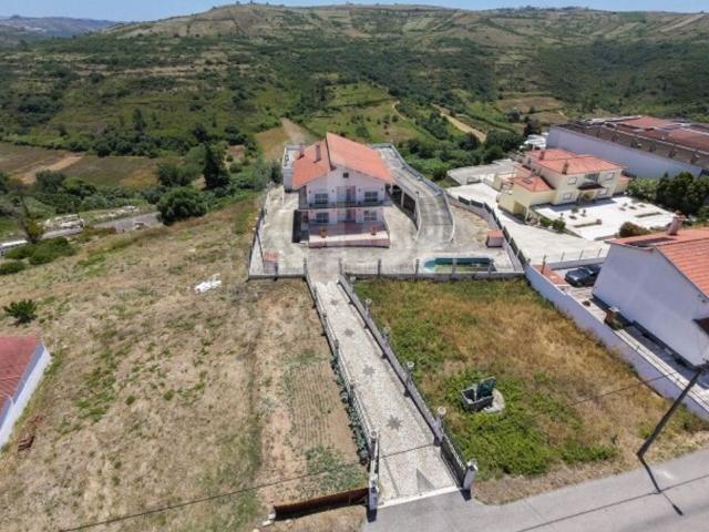 à venda Exclusiva mansão de 1628 m2, Igreja Nova e Cheleiros, Mafra, Lisboa