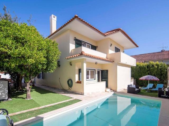 à venda Exclusiva mansão de 173 m2, Cascais e Estoril, Cascais, Lisboa