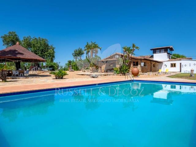 à venda Exclusiva mansão de 186 m2, Moncarapacho e Fuzeta, Olhão, Faro