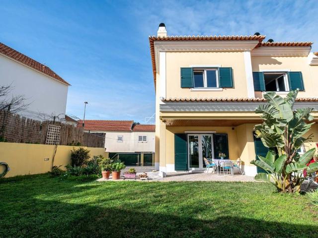 à venda Exclusiva mansão de 196 m2, Cascais e Estoril, Cascais, Lisboa