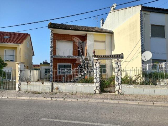 à venda Exclusiva mansão de 215 m2, Alcochete, Portugal