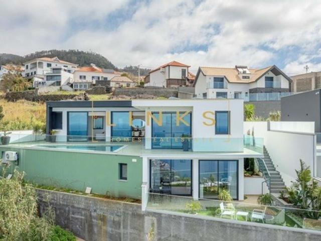 à venda Exclusiva mansão de 240 m2, Calheta, Portugal