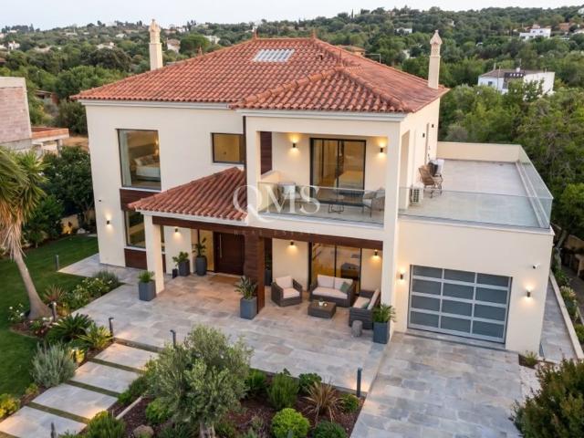 à venda Exclusiva mansão de 275 m2, Faro