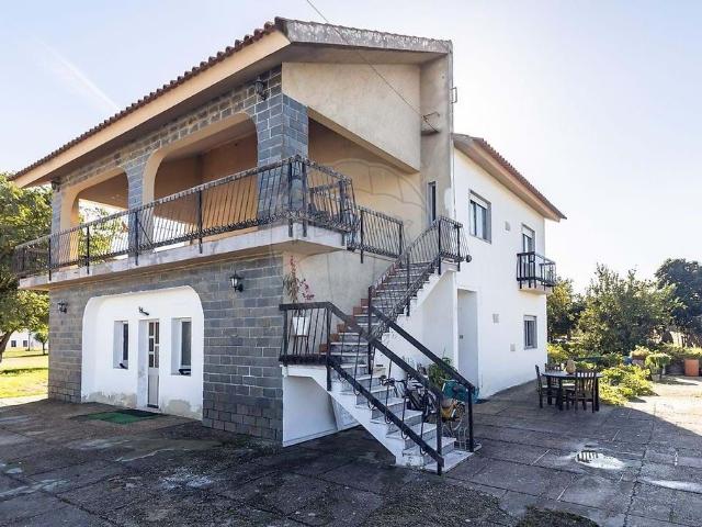 à venda Exclusiva mansão de 275 m2, Palmela, Portugal