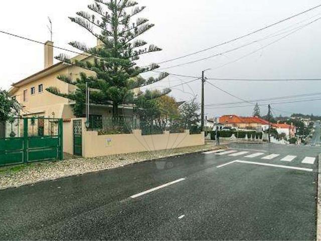 à venda Exclusiva mansão de 278 m2, Rio de Mouro, Lisboa