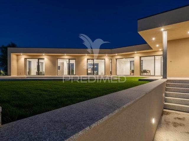 à venda Exclusiva mansão de 305 m2, Amares, Braga