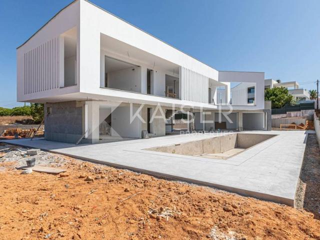 à venda Exclusiva mansão de 300 m2, Albufeira e Olhos de Água, Albufeira, Faro
