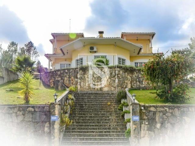 à venda Exclusiva mansão de 342 m2, Serra, Portugal