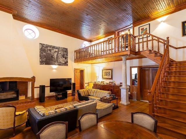 à venda Exclusiva mansão de 350 m2, Alcanena, Portugal