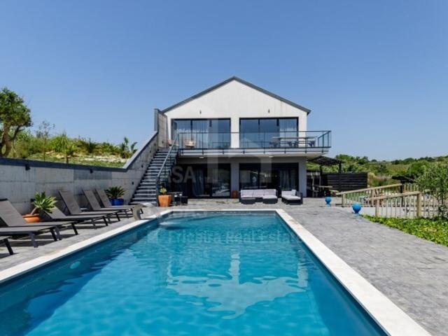 à venda Exclusiva mansão de 7 dormitórios, Ericeira, Portugal