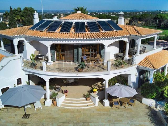 à venda Exclusiva mansão de 4 dormitórios, Lagoa e Carvoeiro, Portugal