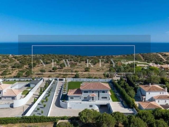à venda Exclusiva mansão de 5 dormitórios, Lagos, Portugal