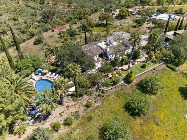 à venda Exclusiva mansão de 5 dormitórios, Loulé, Faro