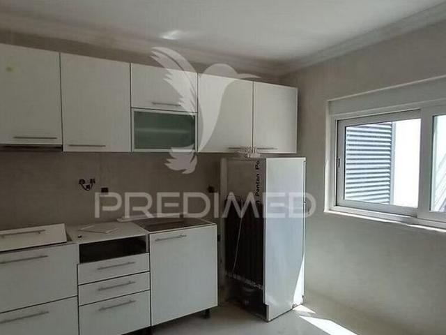 à venda Exclusiva mansão de 5 dormitórios, Seixal, Portugal