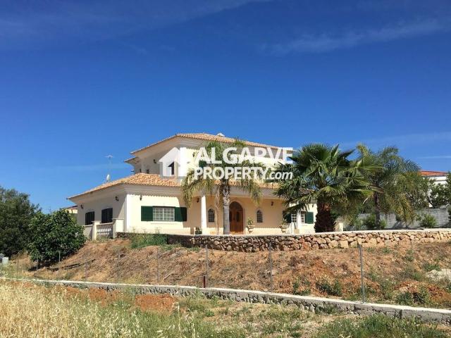 à venda Exclusiva mansão de 6 dormitórios, Loulé, Faro