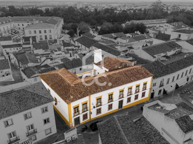 à venda Exclusiva mansão de 898 m2, Évora, Portugal