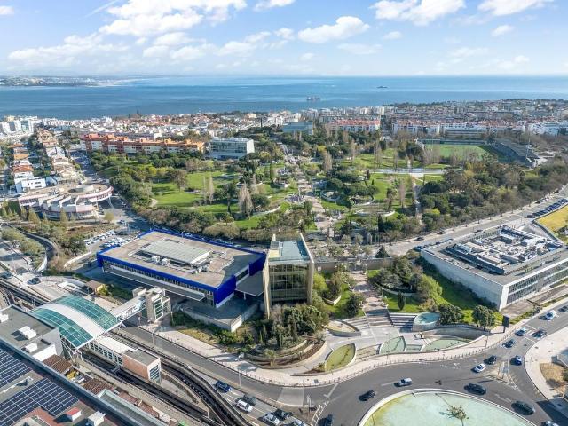 à venda Escritório de luxo de 4000 m2 Oeiras, Lisboa
