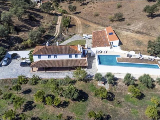 à venda Fazenda de 1432 m2 Vila Vicosa, Vila Viçosa, Évora