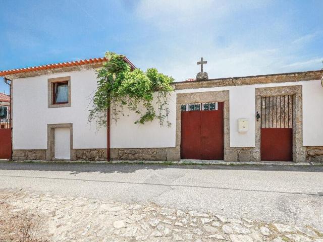 à venda Fazenda de 195 m2 Sopo, Portugal