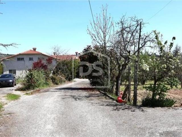à venda Fazenda de 281 m2 Campo, Viseu