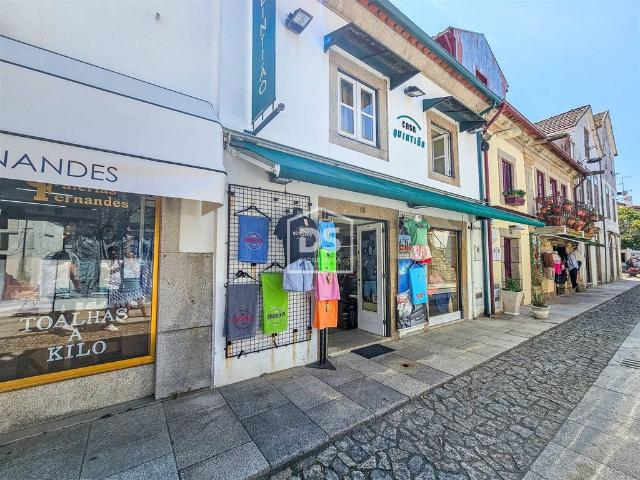 à venda Fazenda de 527 m2 Cerdal, Portugal