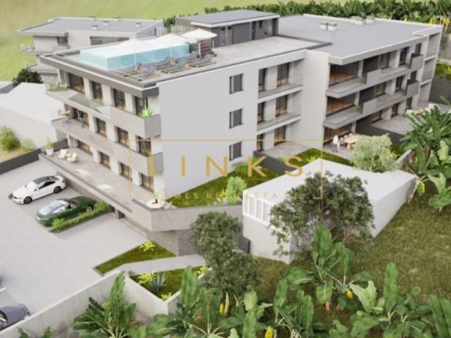 à venda Luxuoso apartamento, Câmara de Lobos, Madeira