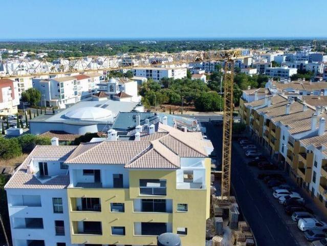 à venda Luxuoso apartamento, Almancil, Faro