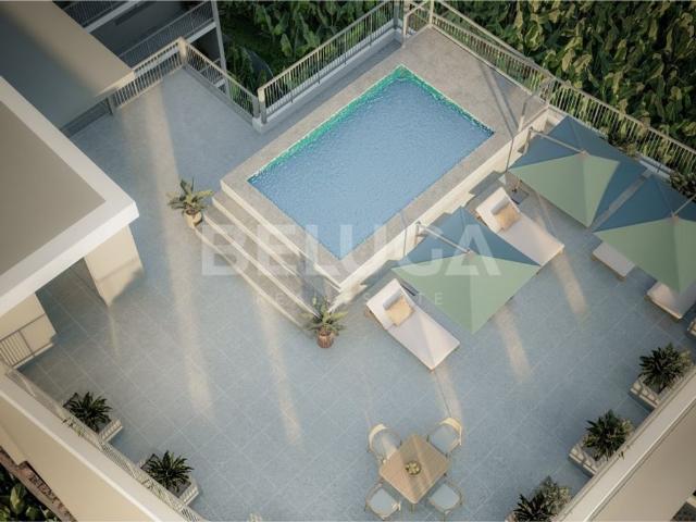 à venda Luxuoso apartamento de 107 m2, Câmara de Lobos, Portugal