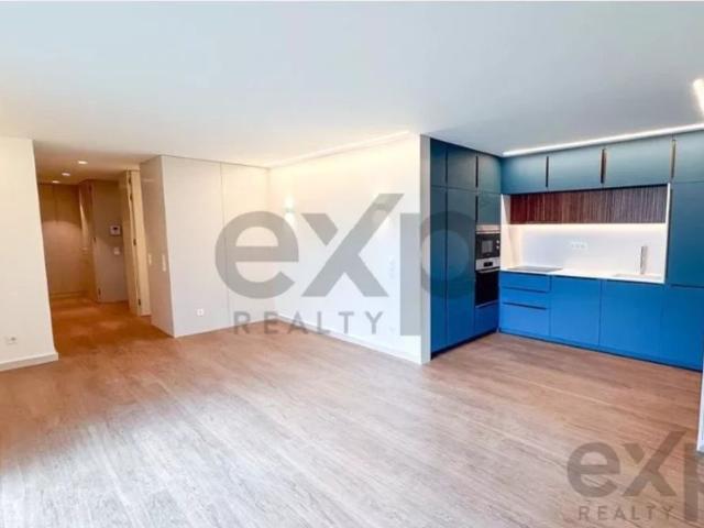 à venda Luxuoso apartamento de 107 m2, Espinho, Aveiro