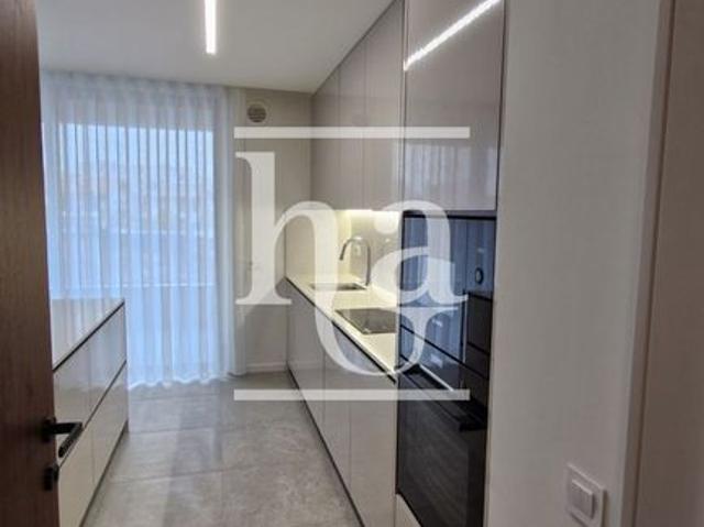 à venda Luxuoso apartamento de 100 m2, Maia, Porto