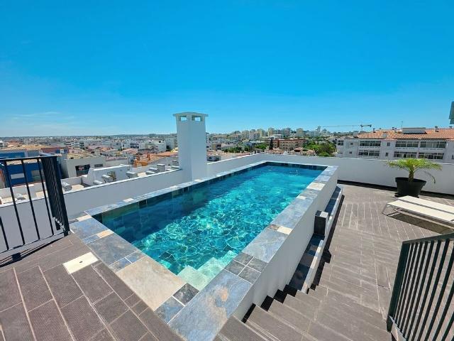 à venda Luxuoso apartamento de 103 m2, Portimão, Faro