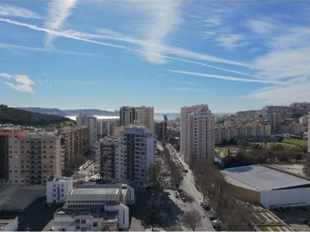 à venda Luxuoso apartamento de 115 m2, Oeiras, Portugal
