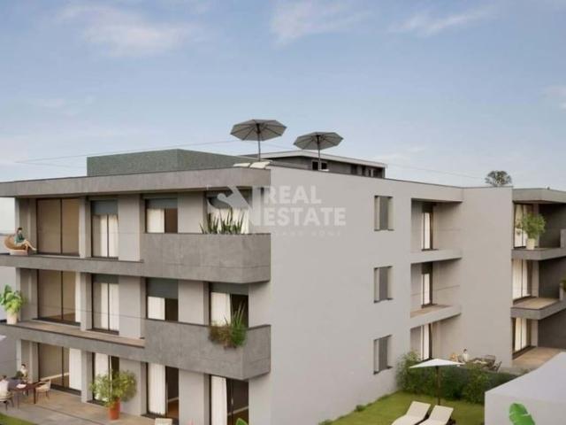 à venda Luxuoso apartamento de 119 m2, Câmara de Lobos, Portugal