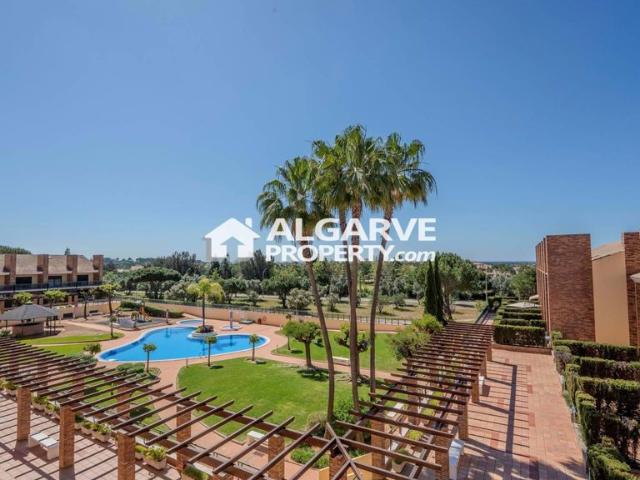 à venda Luxuoso apartamento de 119 m2, Vilamoura, Faro