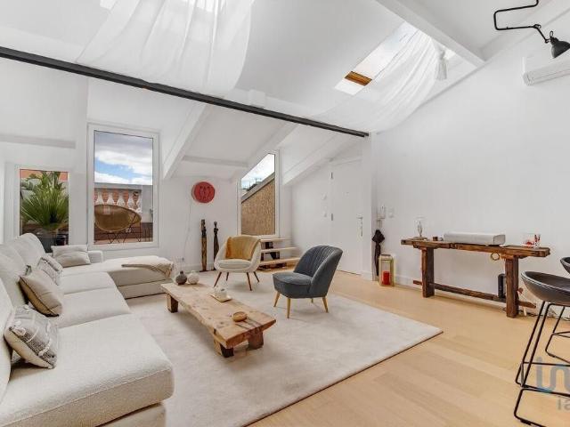 à venda Luxuoso apartamento de 110 m2, Lisboa