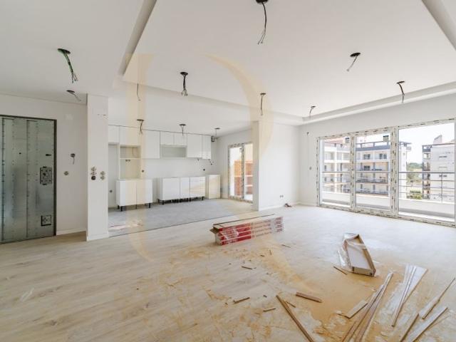 à venda Apartamento de alto padrão de 141 m2, Seixal, Setúbal