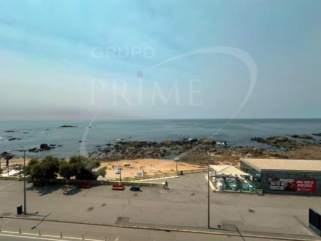 à venda Luxuoso apartamento de 112 m2, Avenida Brasil Foz do Douro, Porto