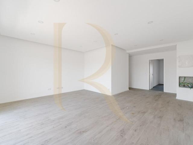 à venda Apartamento de luxo de 143 m2, Seixal, Setúbal