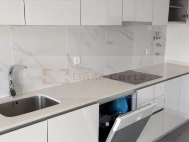 à venda Luxuoso apartamento de 113 m2, Seixal, Portugal