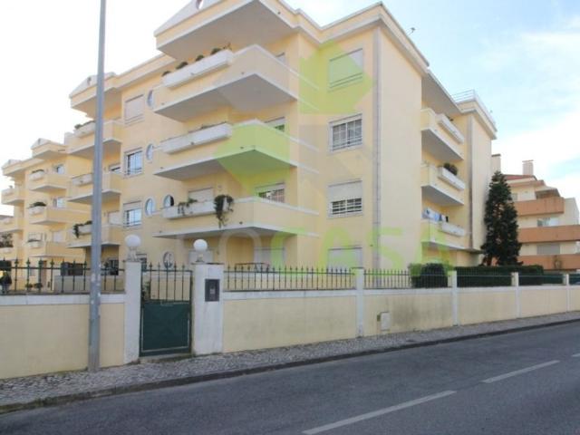 à venda Luxuoso apartamento de 125 m2, Sao Carlos, Sintra, Lisboa