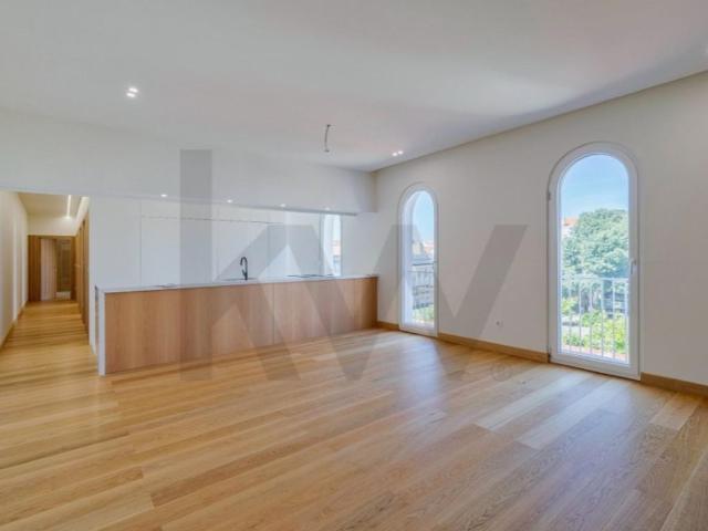 à venda Luxuoso apartamento de 125 m2, Setúbal