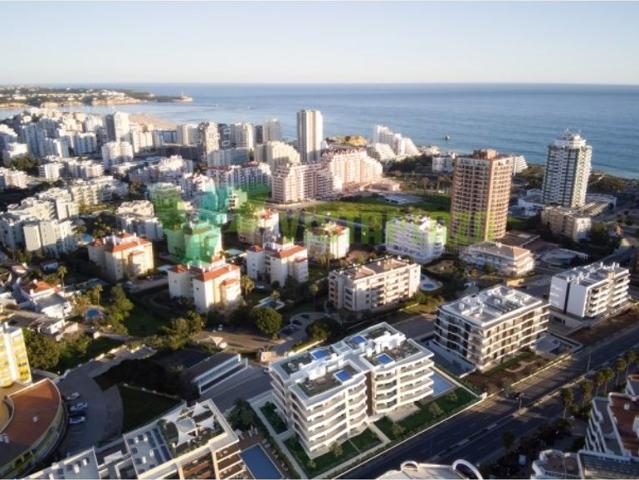 à venda Luxuoso apartamento de 129 m2, Praia Tres Castelos, Portimão, Faro