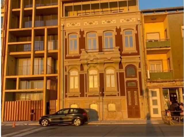 à venda Luxuoso apartamento de 120 m2, Avenida Brasil Foz do Douro, Porto