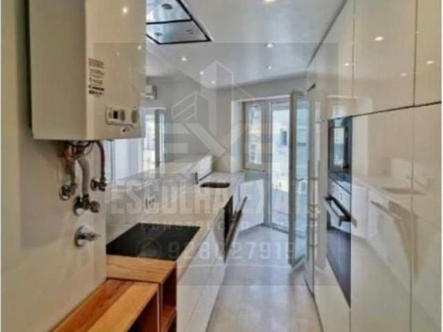 à venda Luxuoso apartamento de 120 m2, Lisboa, Portugal