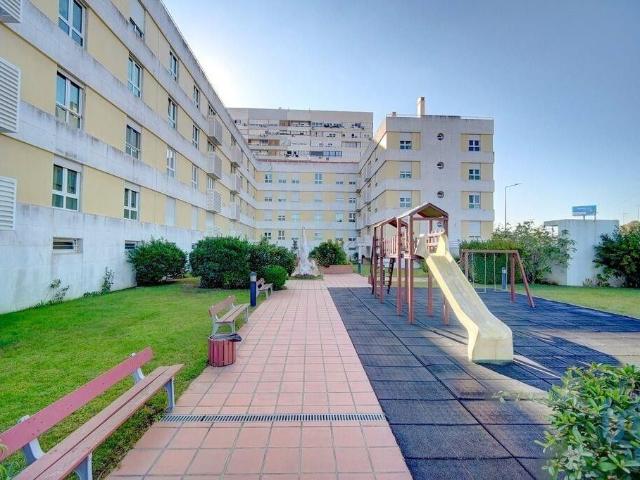 à venda Luxuoso apartamento de 134 m2, Portela, Lisboa