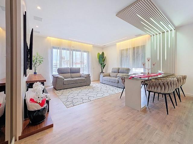 à venda Luxuoso apartamento de 135 m2, Portimão, Portugal