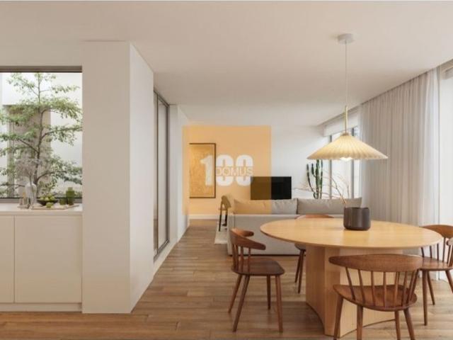 à venda Luxuoso apartamento de 135 m2, Porto, Portugal