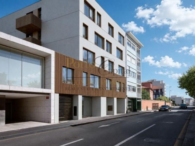 à venda Luxuoso apartamento de 135 m2, Porto