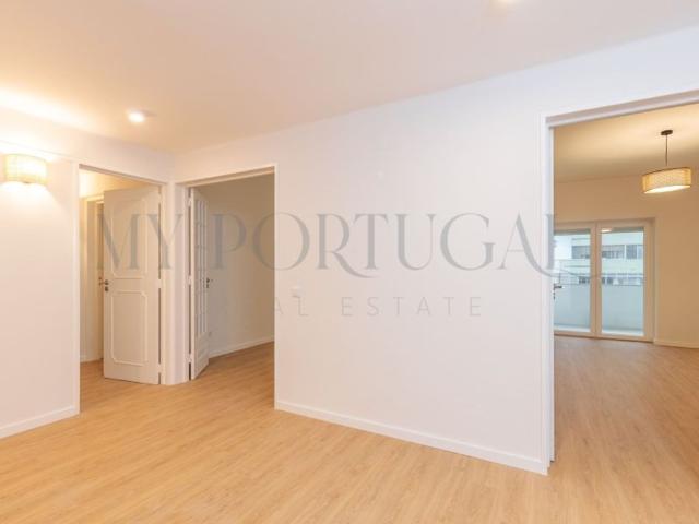 à venda Apartamento de alto padrão de 171 m2, Miraflores Alges, Oeiras, Lisboa
